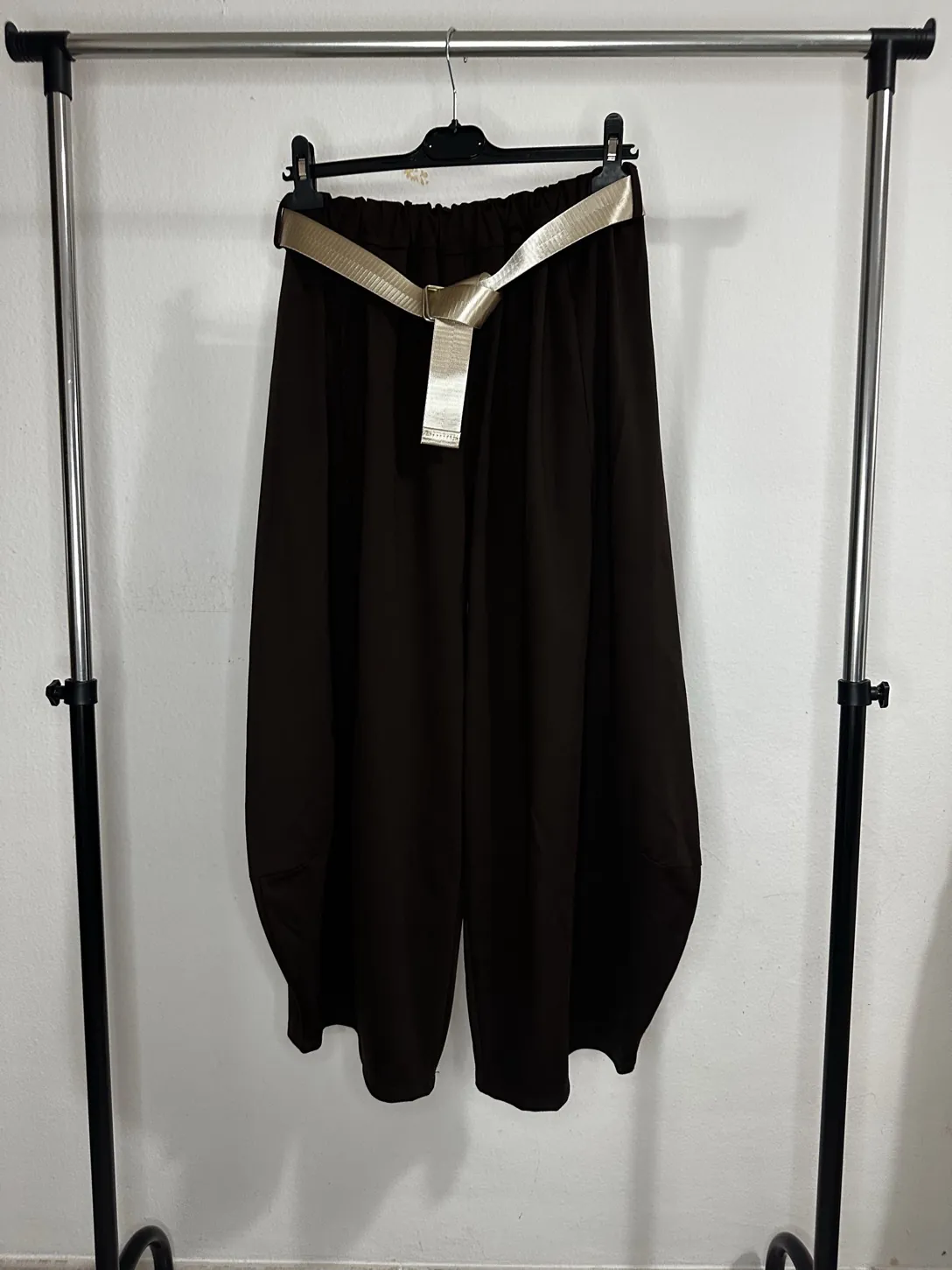 Wide-Leg Pants with Belt