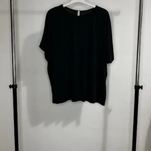 Oversized Flowing Top