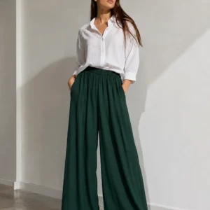 Wide-leg pants with elastic waistband